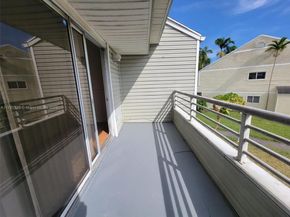 3453 NW 44th St 201, Oakland Park FL 33309