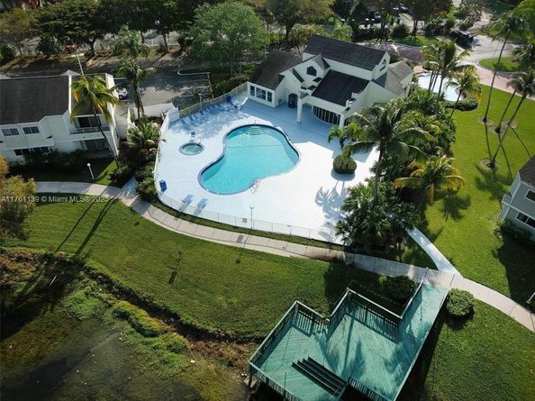 3453 NW 44th St 201, Oakland Park FL 33309