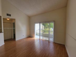 3453 NW 44th St 201, Oakland Park FL 33309