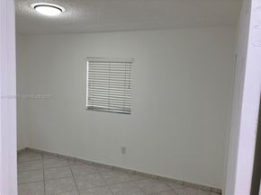 15621 SW 302nd St, Homestead FL 33033