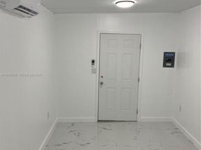 15621 SW 302nd St, Homestead FL 33033