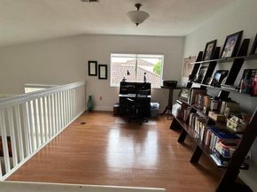 11308 NW 58th Ter, Doral FL 33178