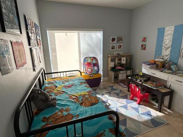 11308 NW 58th Ter, Doral FL 33178