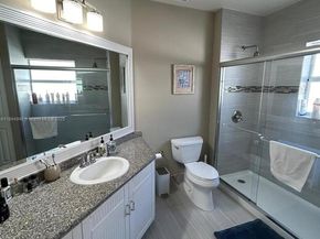 11308 NW 58th Ter, Doral FL 33178