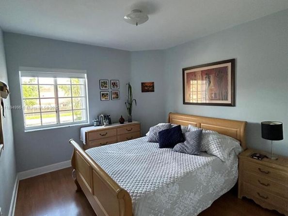 11308 NW 58th Ter, Doral FL 33178