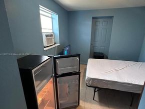 131 Carolina Ave, Fort Lauderdale FL 33312
