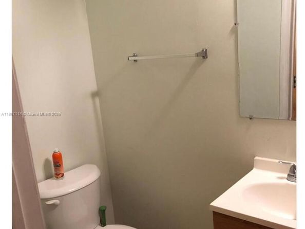 131 Carolina Ave, Fort Lauderdale FL 33312