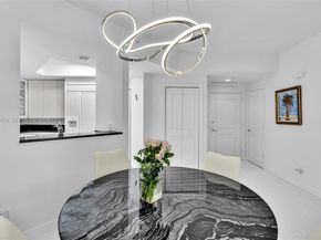 21050 Point Pl 302, Aventura FL 33180