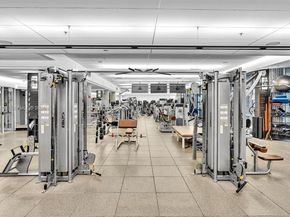 21050 Point Pl 302, Aventura FL 33180