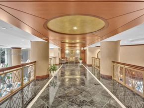 21050 Point Pl 302, Aventura FL 33180