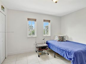 322 Madeira Ave. 402, Coral Gables FL 33134