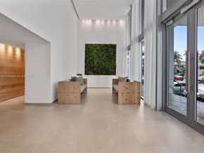 1040 Biscayne Blvd 2108, Miami FL 33132