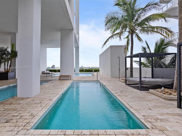 1040 Biscayne Blvd 2108, Miami FL 33132