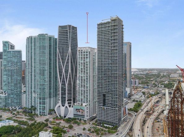 1040 Biscayne Blvd 2108, Miami FL 33132