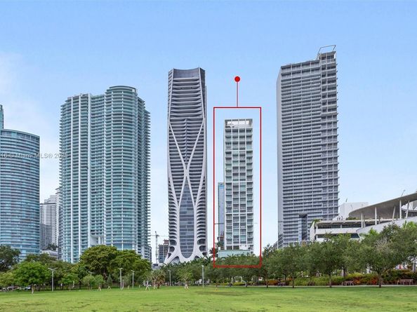 1040 Biscayne Blvd 2108, Miami FL 33132