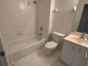 10812 NW 51st ln, Doral FL 33172