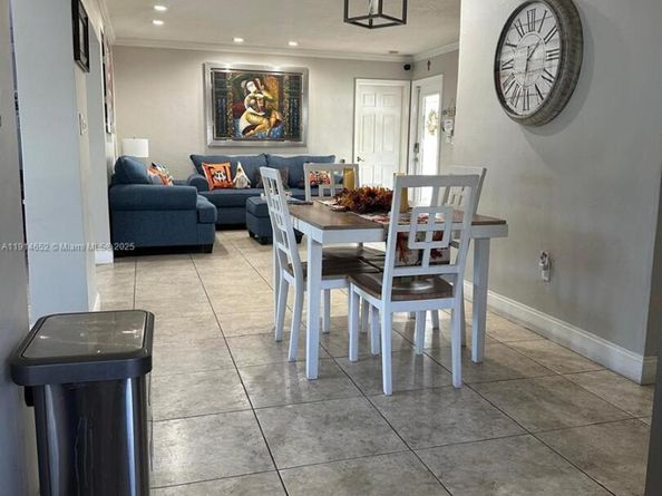 8530 NW 178th St, Hialeah FL 33015