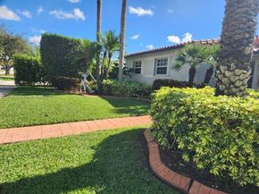 8530 NW 178th St, Hialeah FL 33015