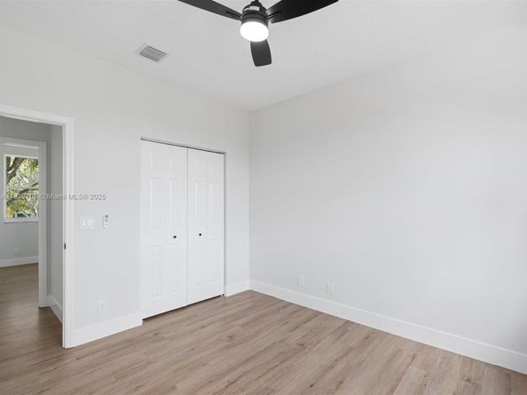 6758 Lake Nona Pl, Lake Worth FL 33463