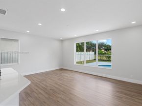 6758 Lake Nona Pl, Lake Worth FL 33463