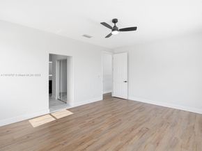 6758 Lake Nona Pl, Lake Worth FL 33463