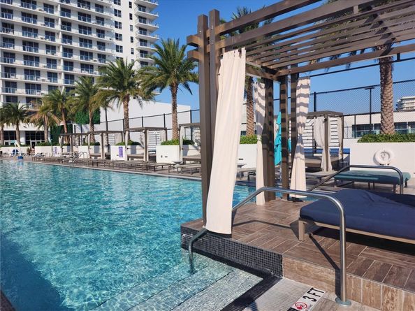 4010 S Ocean Dr R2905, Hollywood FL 33019