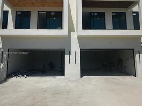 1319 NE 13th Ave, Fort Lauderdale FL 33304