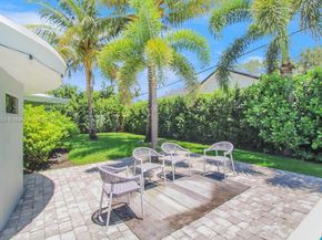 2716 NE 27th Ct, Fort Lauderdale FL 33306