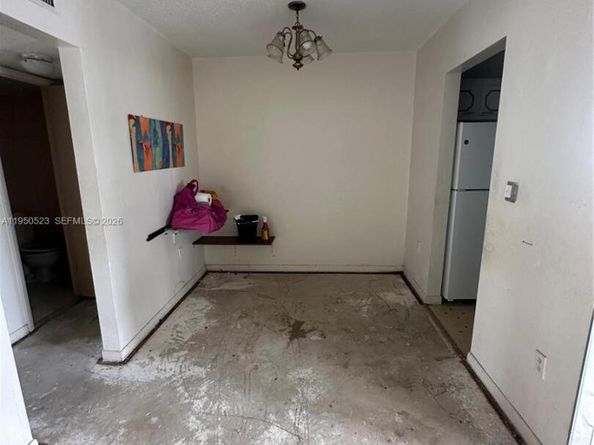 13500 NE 3rd Ct 408, North Miami FL 33161