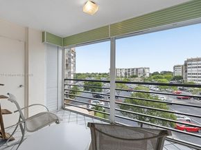 1000 Saint Charles Pl 417, Pembroke Pines FL 33026