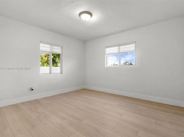 816 Codadad St, Opa-Locka FL 33054