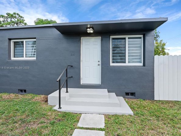 816 Codadad St, Opa-Locka FL 33054