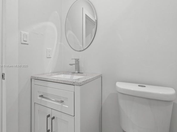 816 Codadad St, Opa-Locka FL 33054