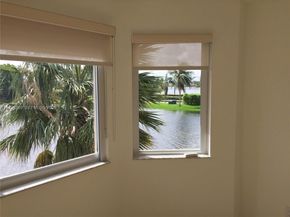 7233 NW 113th Ct, Doral FL 33178