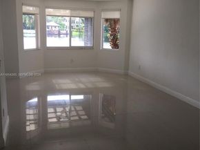 7233 NW 113th Ct, Doral FL 33178