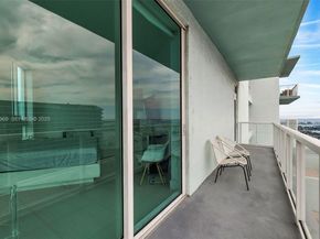 1900 N Bayshore Dr PH 5006, Miami FL 33132