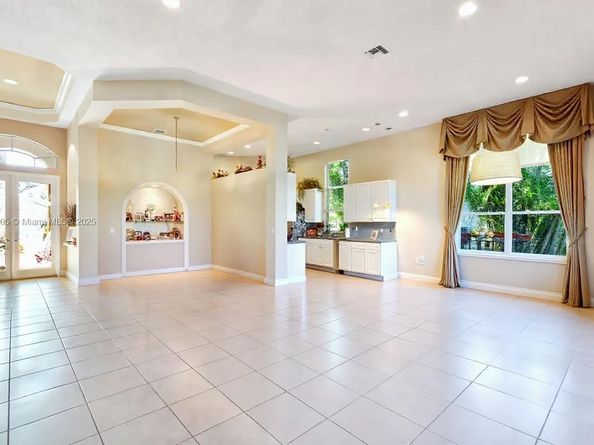 8155 Cypress Point Rd, West Palm Beach FL 33412