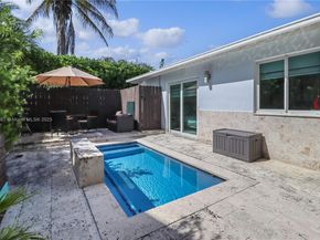 14519 SW 139th Ave Cir E, Miami FL 33186