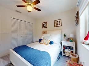 14519 SW 139th Ave Cir E, Miami FL 33186