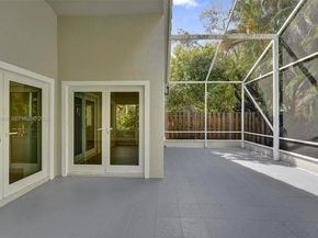 10153 NW 3rd Ct, Plantation FL 33324