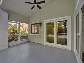 10153 NW 3rd Ct, Plantation FL 33324