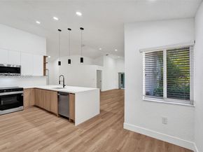 10153 NW 3rd Ct, Plantation FL 33324