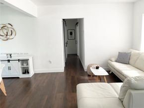 161 NW 145th St, Miami FL 33168