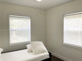 161 NW 145th St, Miami FL 33168