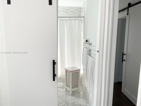 161 NW 145th St, Miami FL 33168