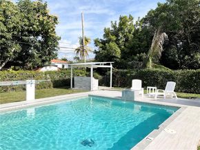 161 NW 145th St, Miami FL 33168