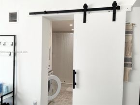 161 NW 145th St, Miami FL 33168