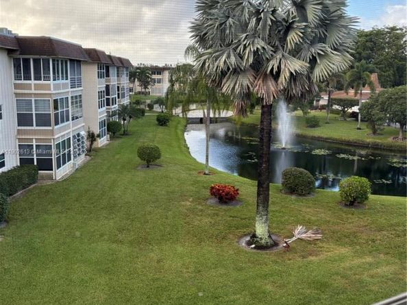 4700 NW 35TH St 602, Lauderdale Lakes FL 33319