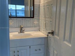 4700 NW 35TH St 602, Lauderdale Lakes FL 33319