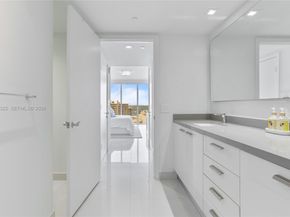 1800 S Ocean Dr 1708, Hallandale Beach FL 33009